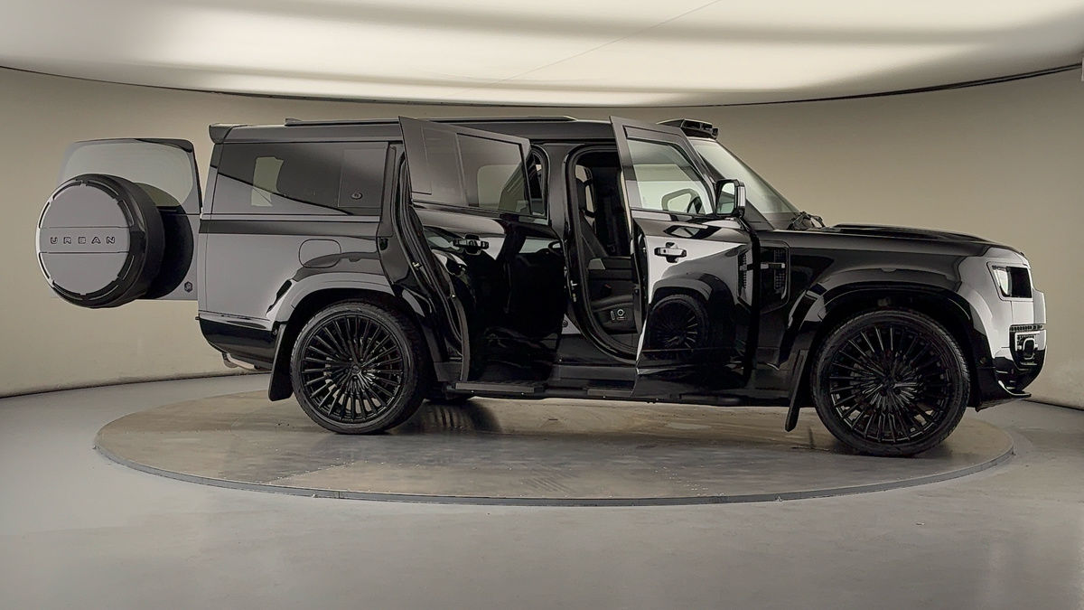 More views of Land Rover Defender 130
