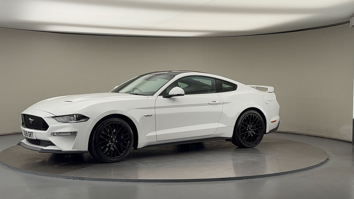 More views of Ford Mustang