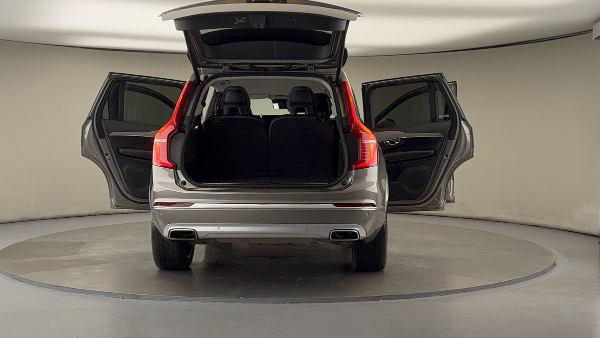 More views of Volvo XC90