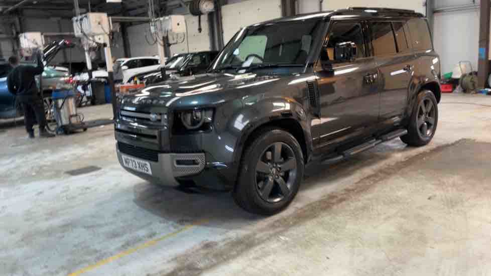 More views of Land Rover Defender 110