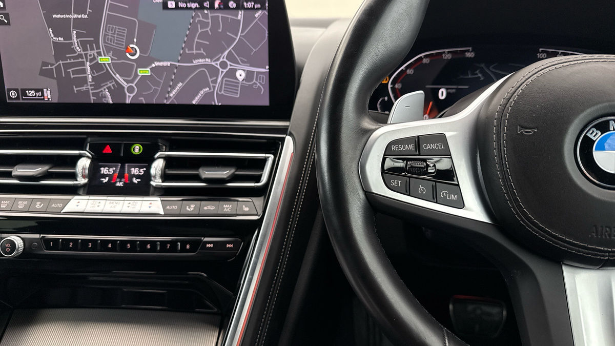 BMW 8 Series Image 13