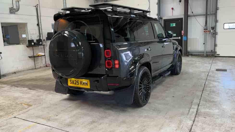 More views of Land Rover Defender 110