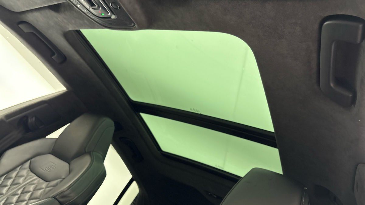 Audi Q8 Image 6