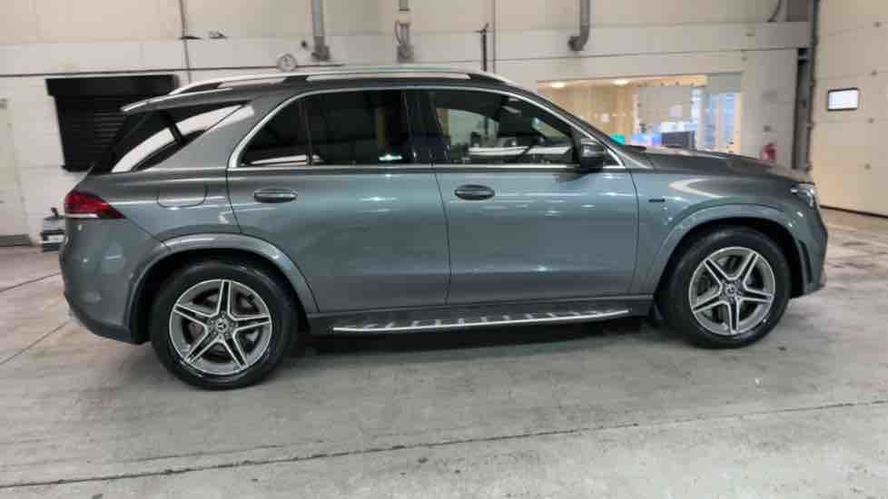 More views of Mercedes-Benz GLE