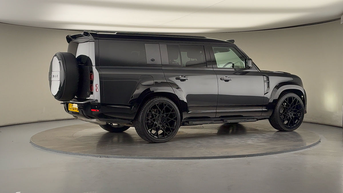 More views of Land Rover Defender 130