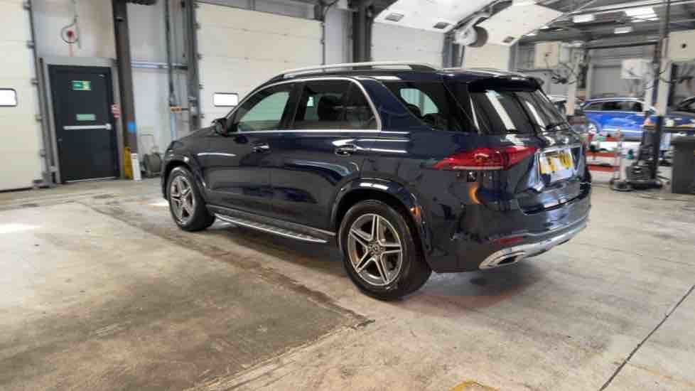 More views of Mercedes-Benz GLE