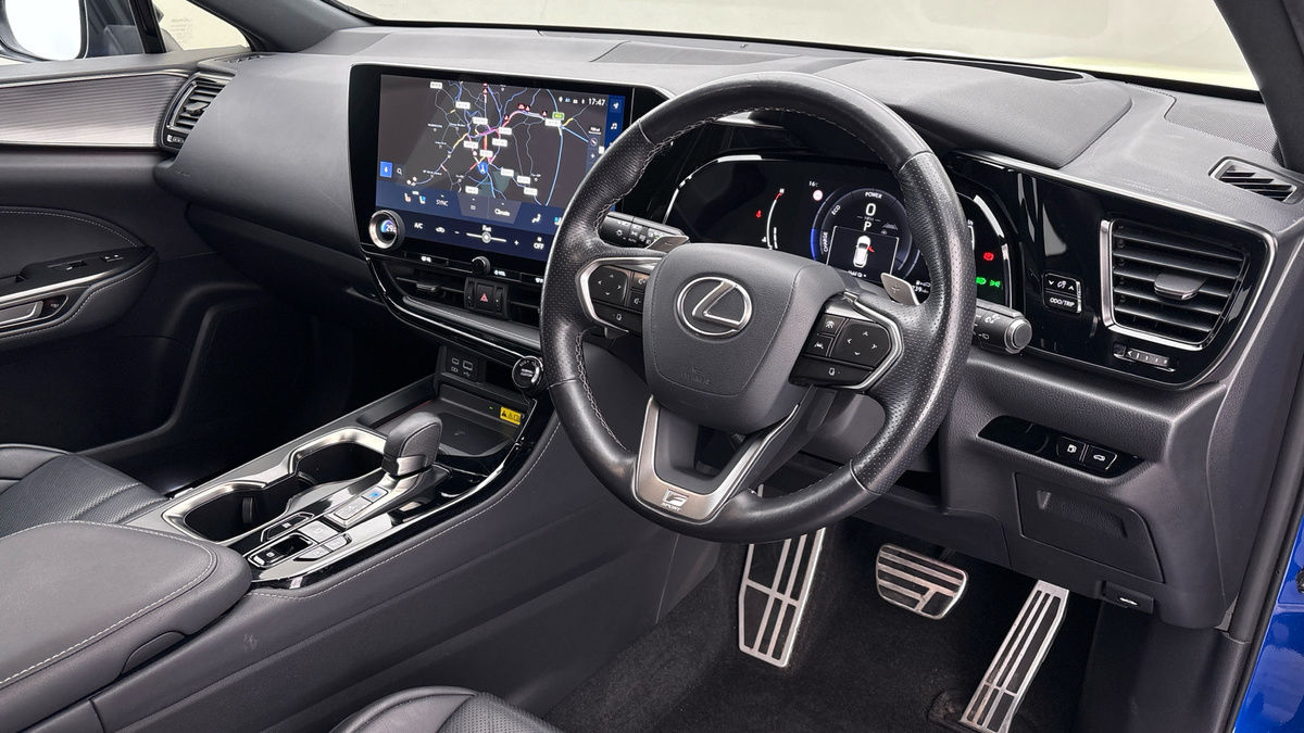 Lexus NX Image 5
