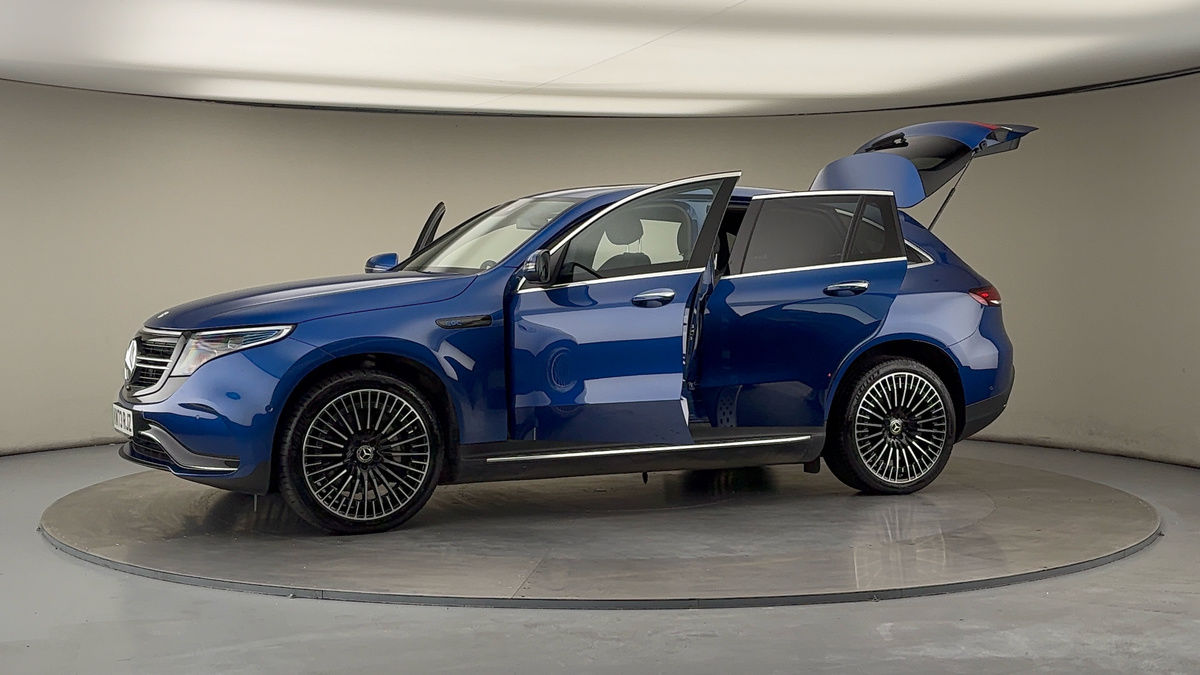 More views of Mercedes-Benz EQC