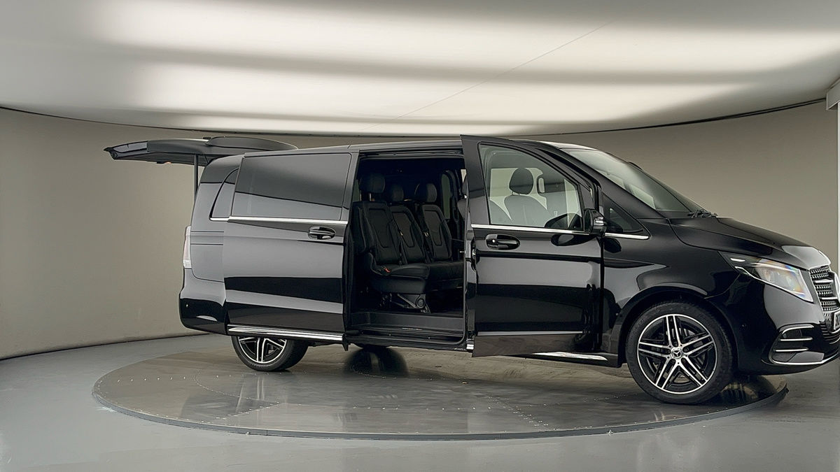 More views of Mercedes-Benz V Class