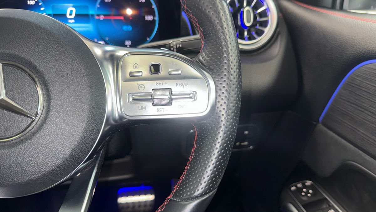 Mercedes-Benz EQB Image 14