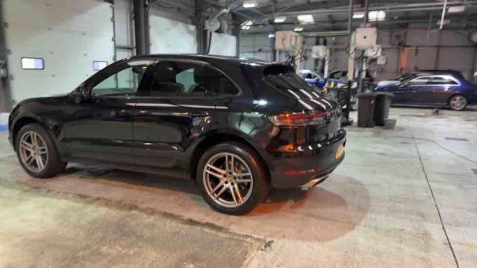 More views of Porsche Macan