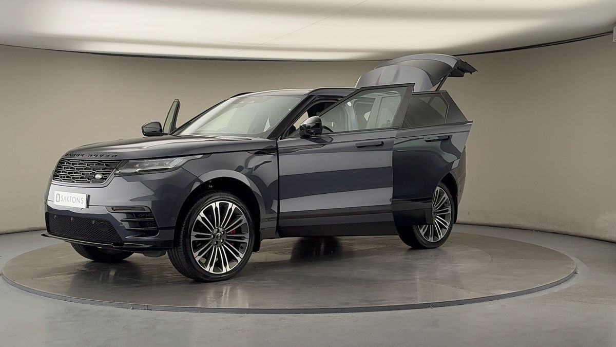 Land Rover Range Rover Velar Image 22