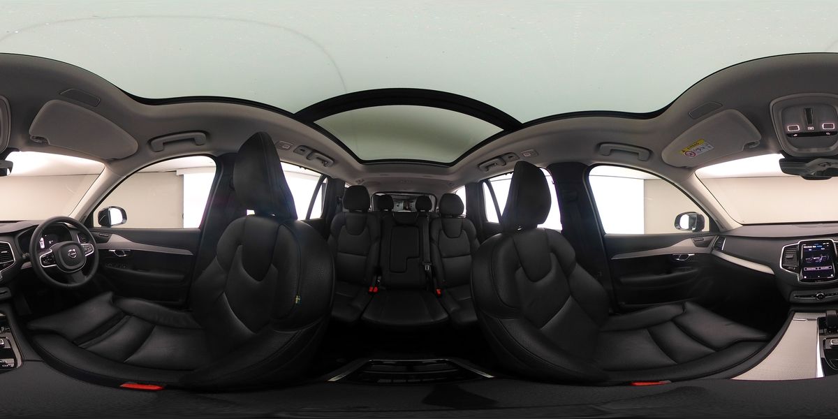 More views of Volvo XC90