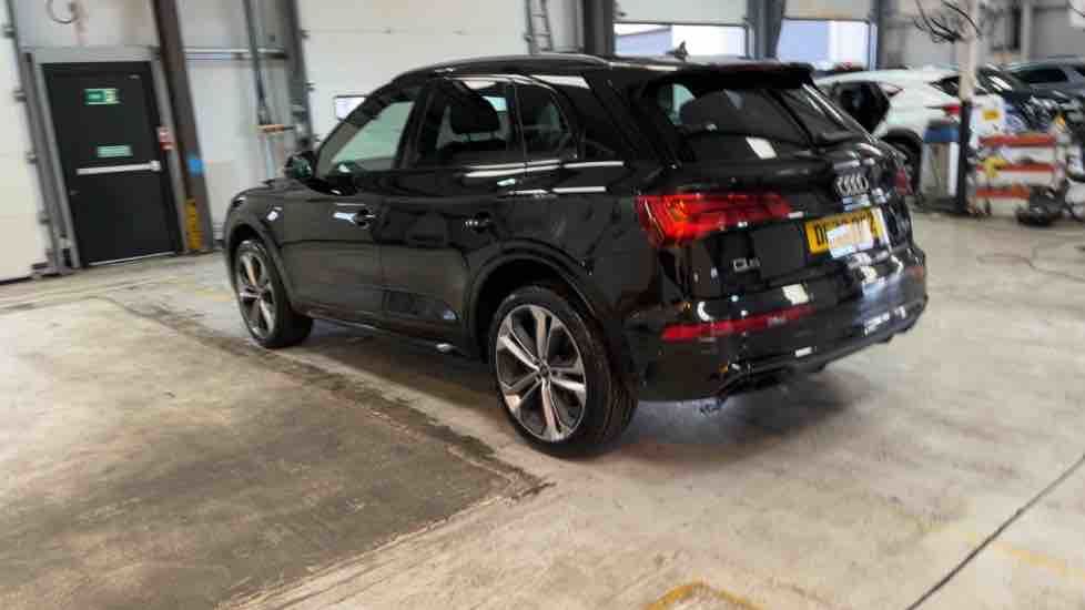 More views of Audi Q5