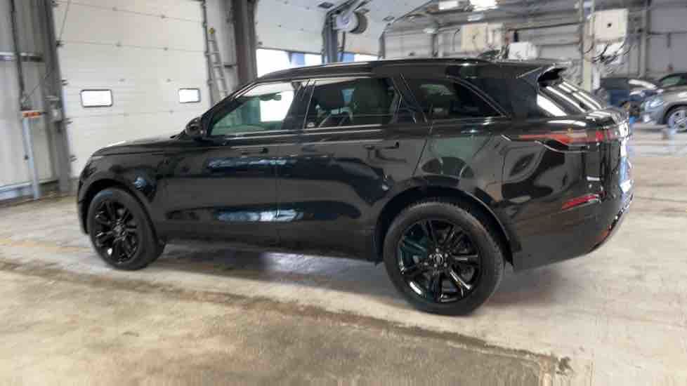 More views of Land Rover Range Rover Velar