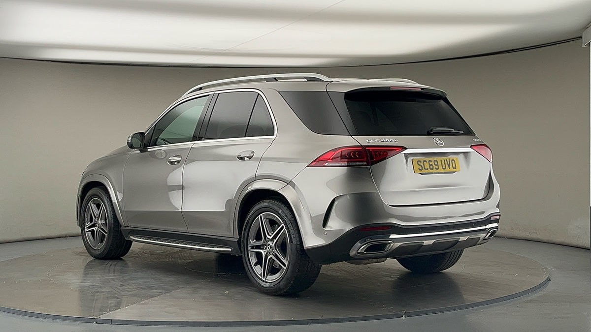 Mercedes-Benz GLE Image 2