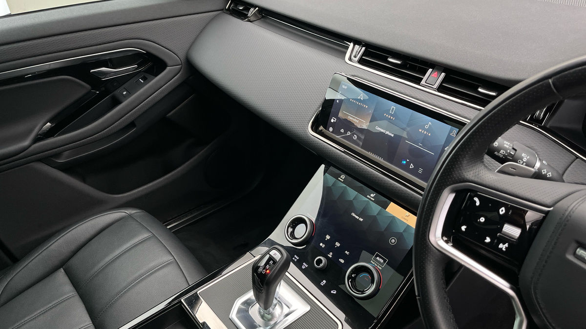 Land Rover Range Rover Evoque Image 18