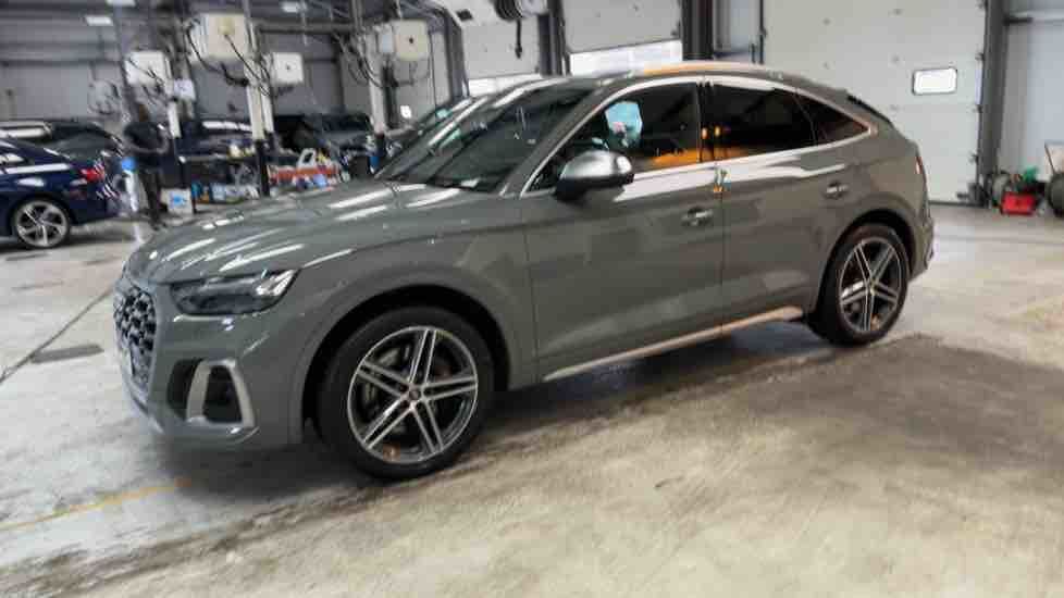 More views of Audi SQ5