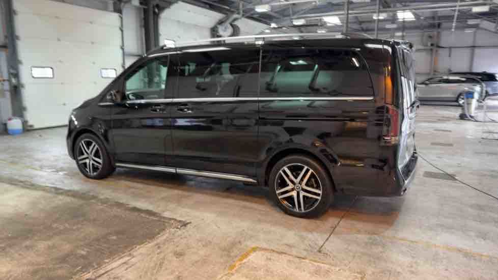 More views of Mercedes-Benz V Class
