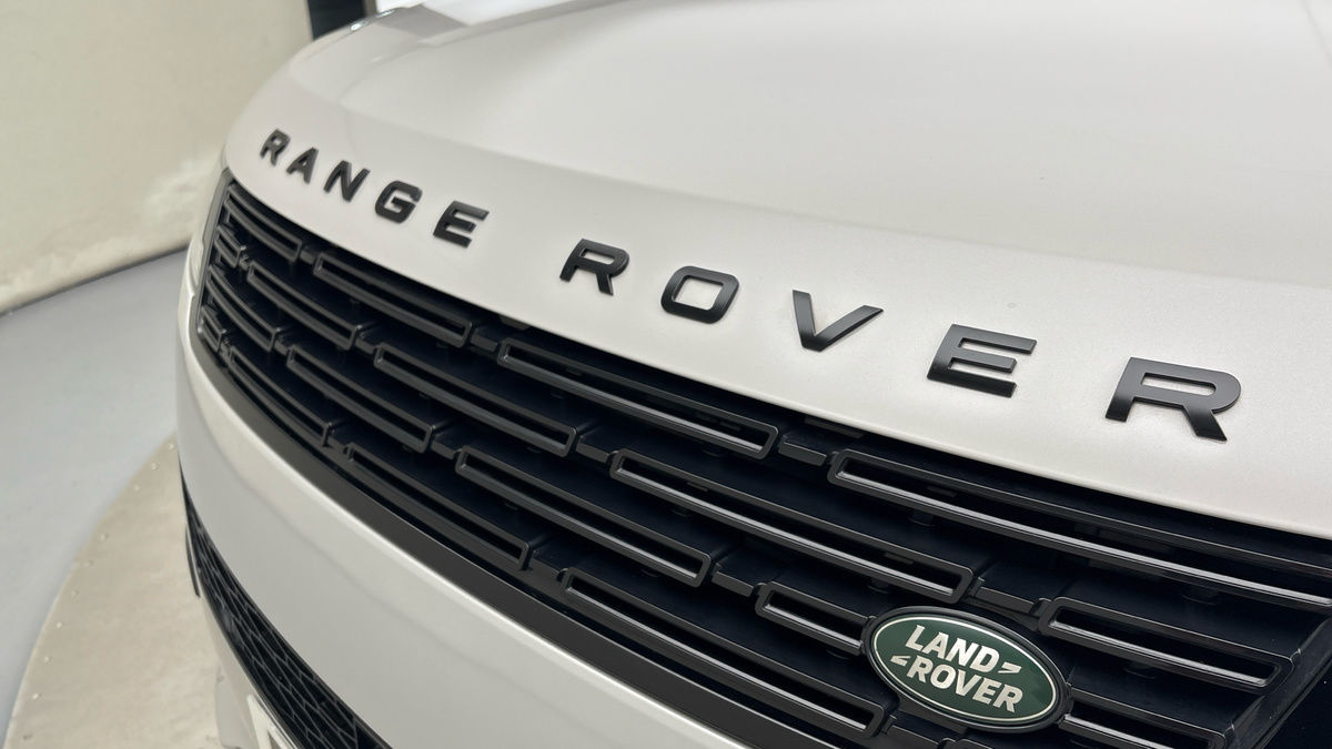Land Rover Range Rover Sport Image 24
