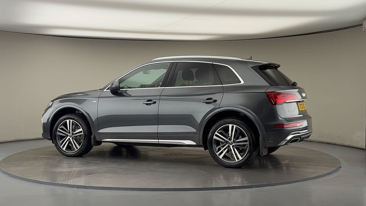 More views of Audi Q5