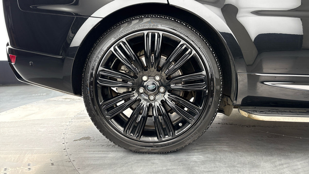 Land Rover Range Rover Sport Image 10