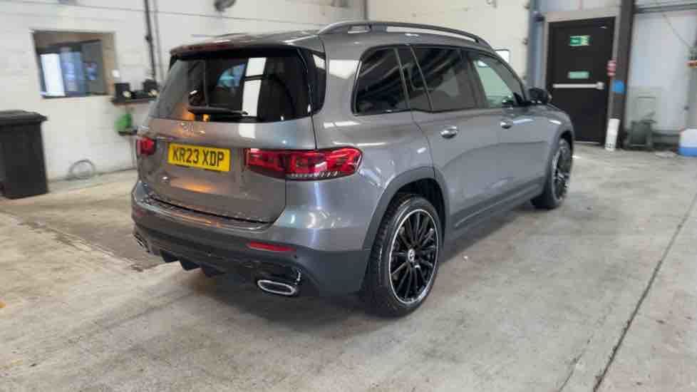 More views of Mercedes-Benz GLB