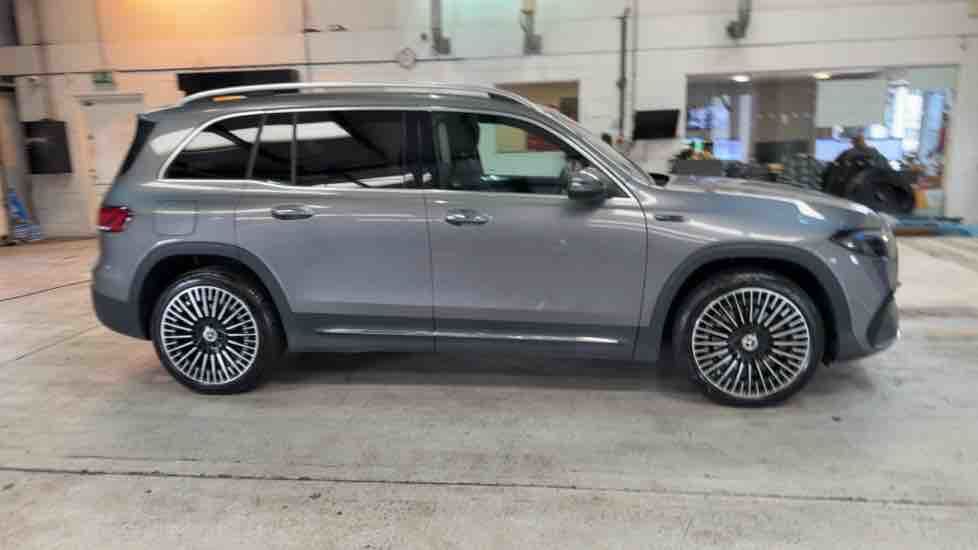 More views of Mercedes-Benz EQB