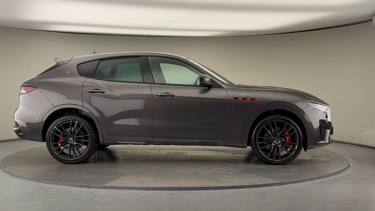Maserati Levante Image 16