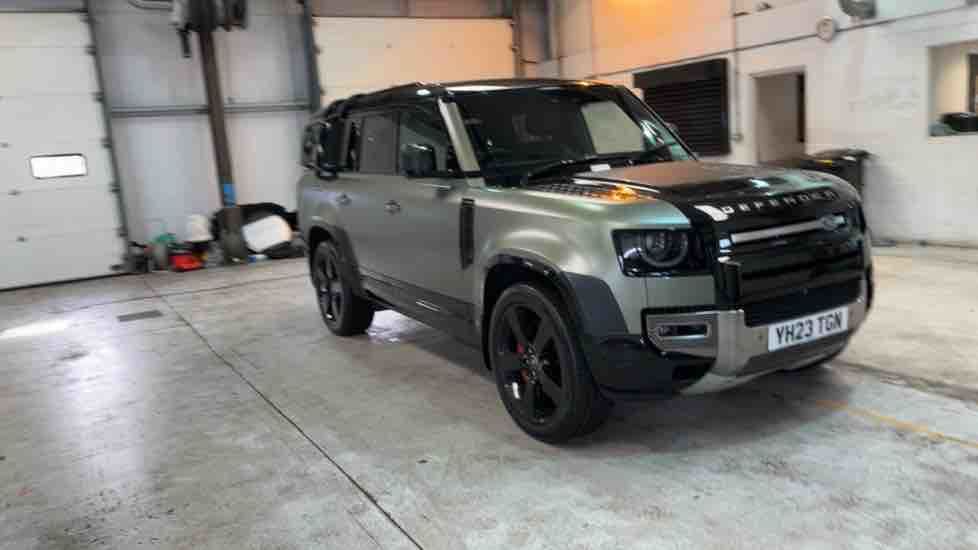 More views of Land Rover Defender 130