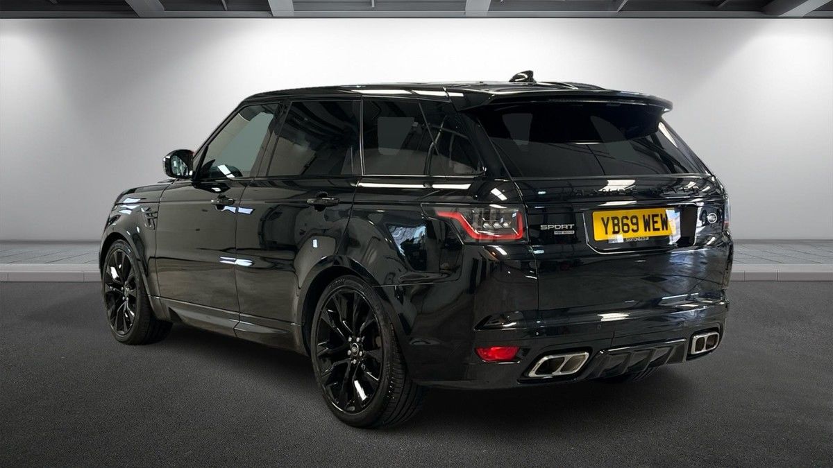 Land Rover Range Rover Sport Image 2