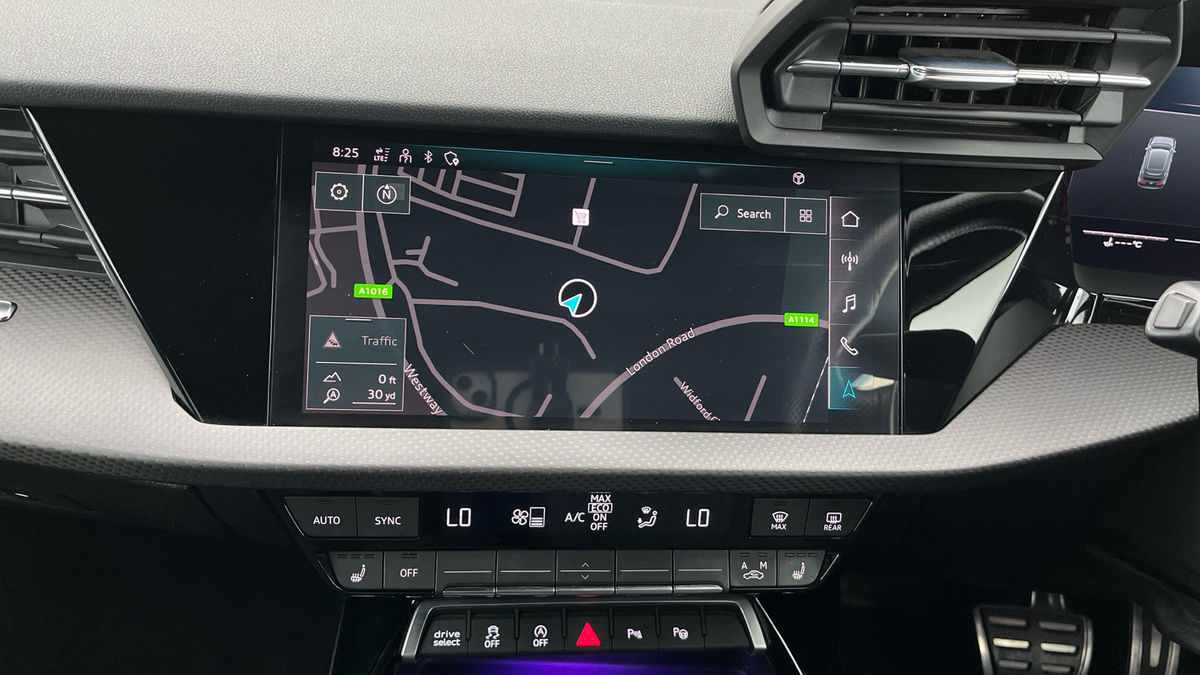 Audi RS3 Image 17