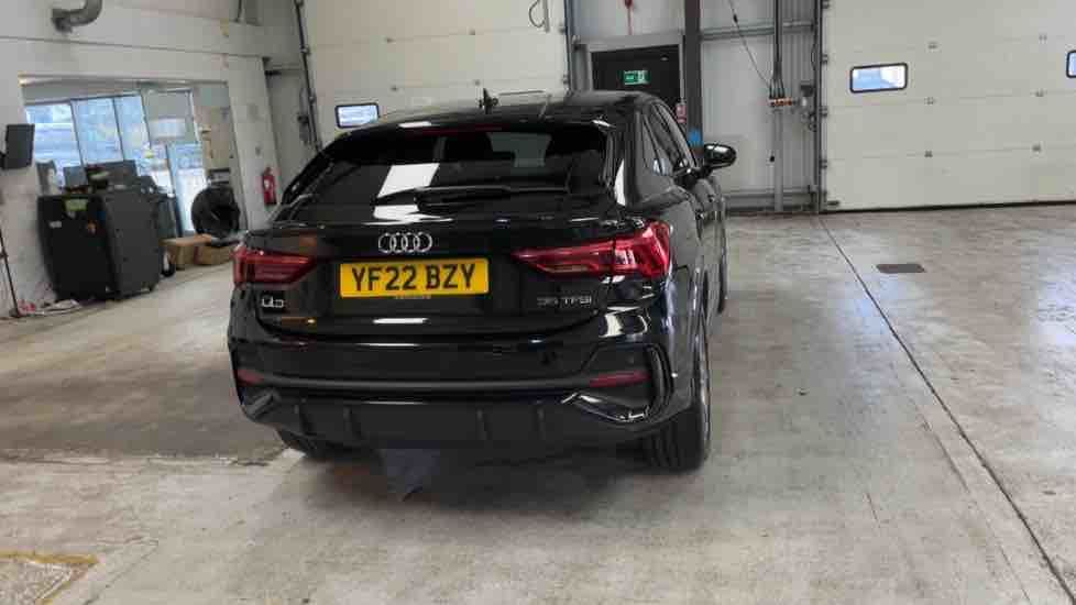 More views of Audi Q3