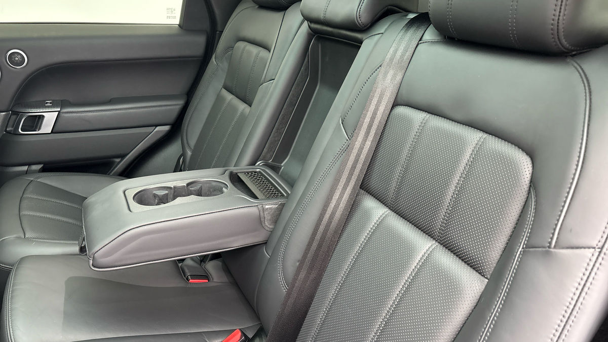 Land Rover Range Rover Sport Image 9