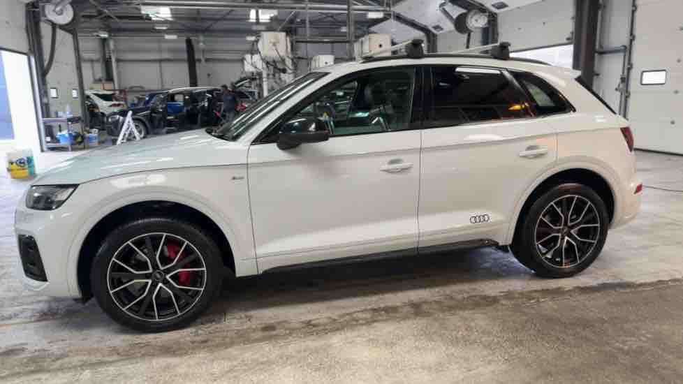 More views of Audi Q5
