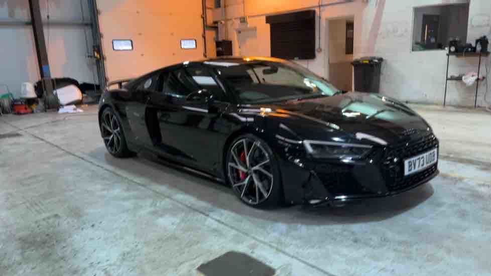 More views of Audi R8