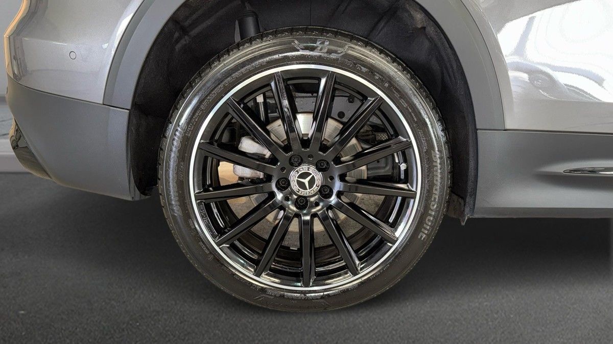 Mercedes-Benz GLB Image 10