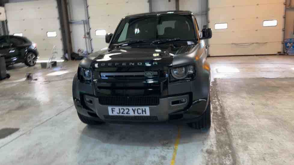 More views of Land Rover Defender 110