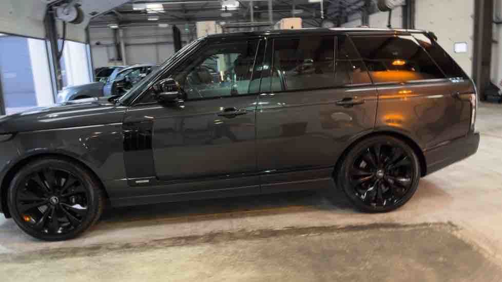 More views of Land Rover Range Rover