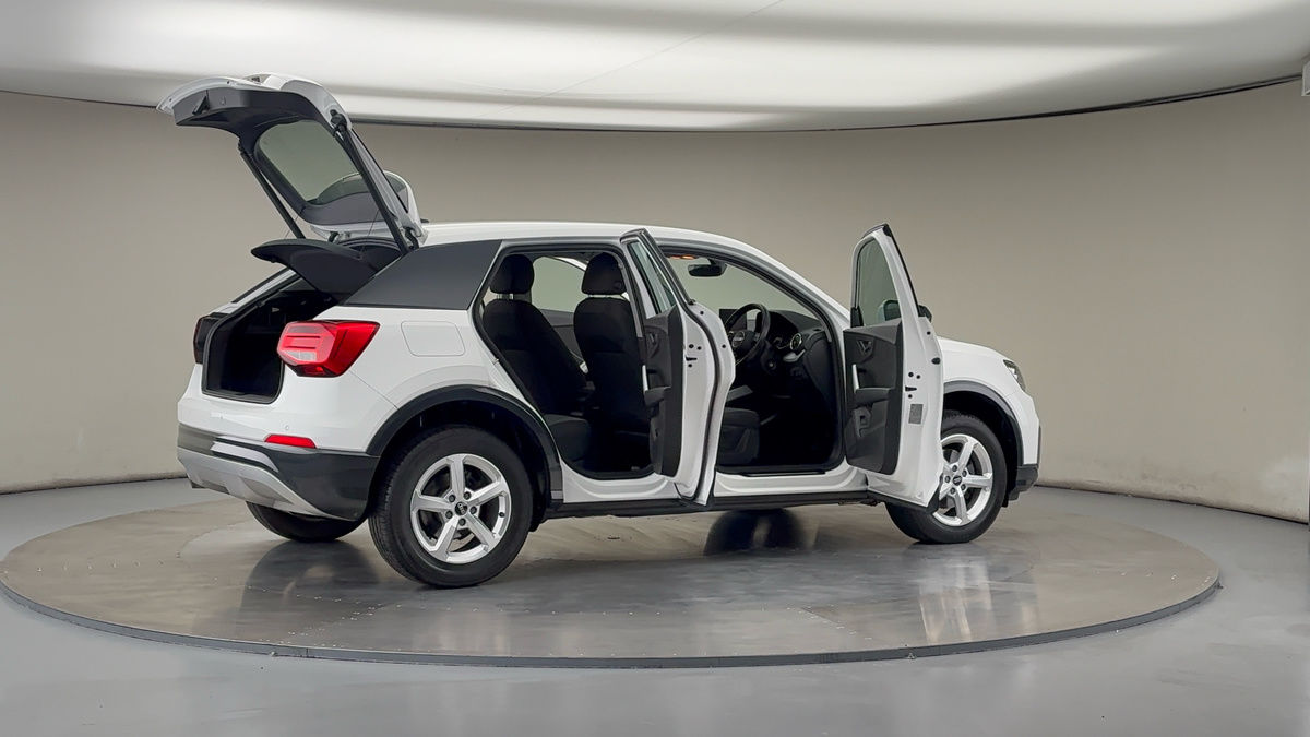 More views of Audi Q2