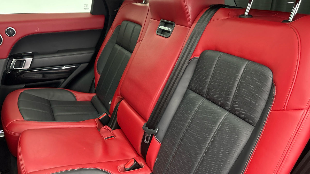Land Rover Range Rover Sport Image 8