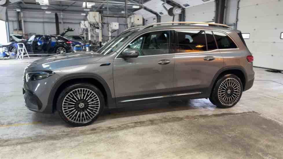 More views of Mercedes-Benz EQB