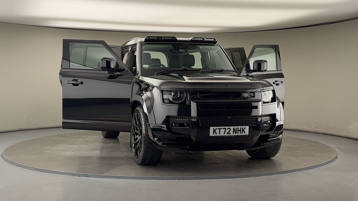 More views of Land Rover Defender 110
