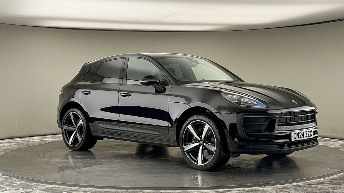 More views of Porsche Macan