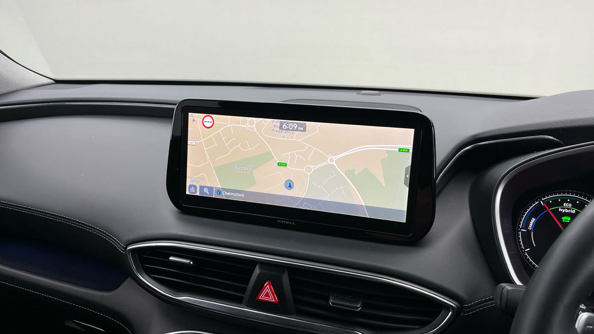 Hyundai Santa Fe Image 17
