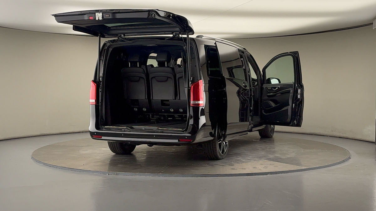 More views of Mercedes-Benz V Class