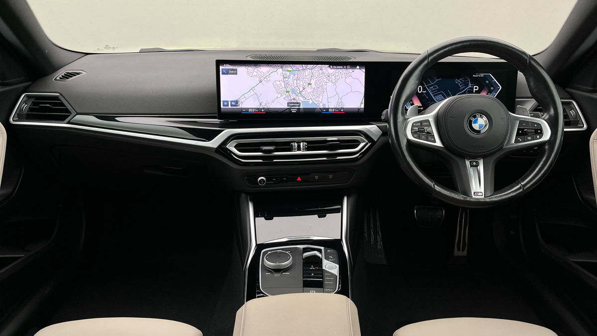 BMW 2 Series Image 12