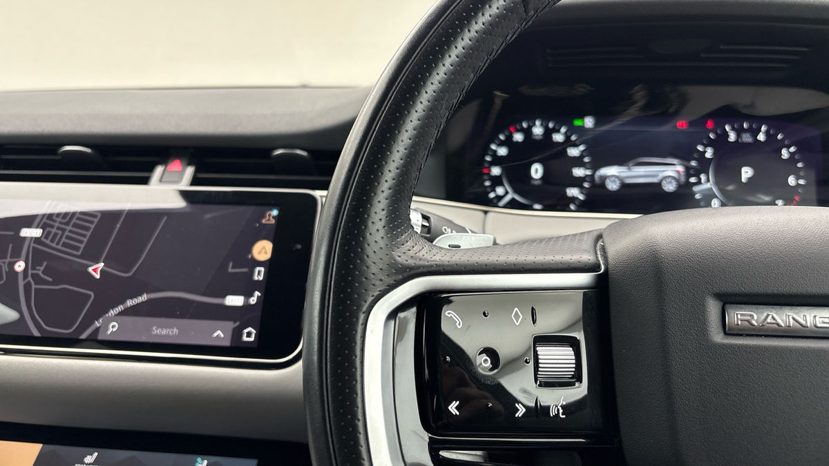 Land Rover Range Rover Evoque Image 13
