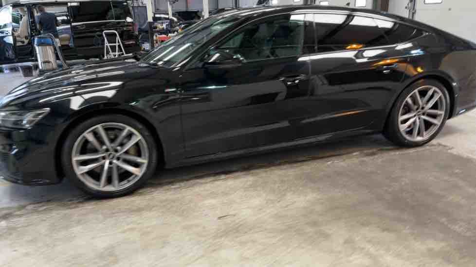 More views of Audi A7