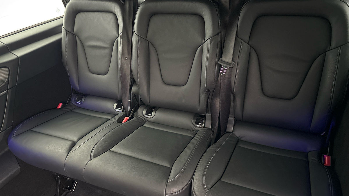 More views of Mercedes-Benz V Class